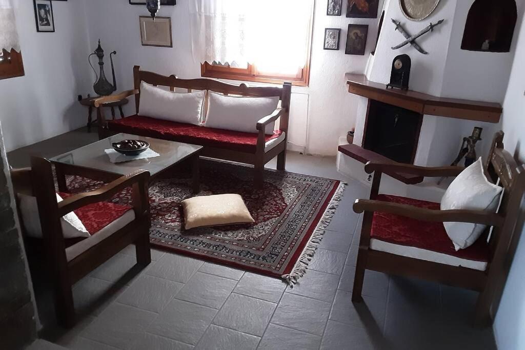 John Actors Home Kavala Bagian luar foto